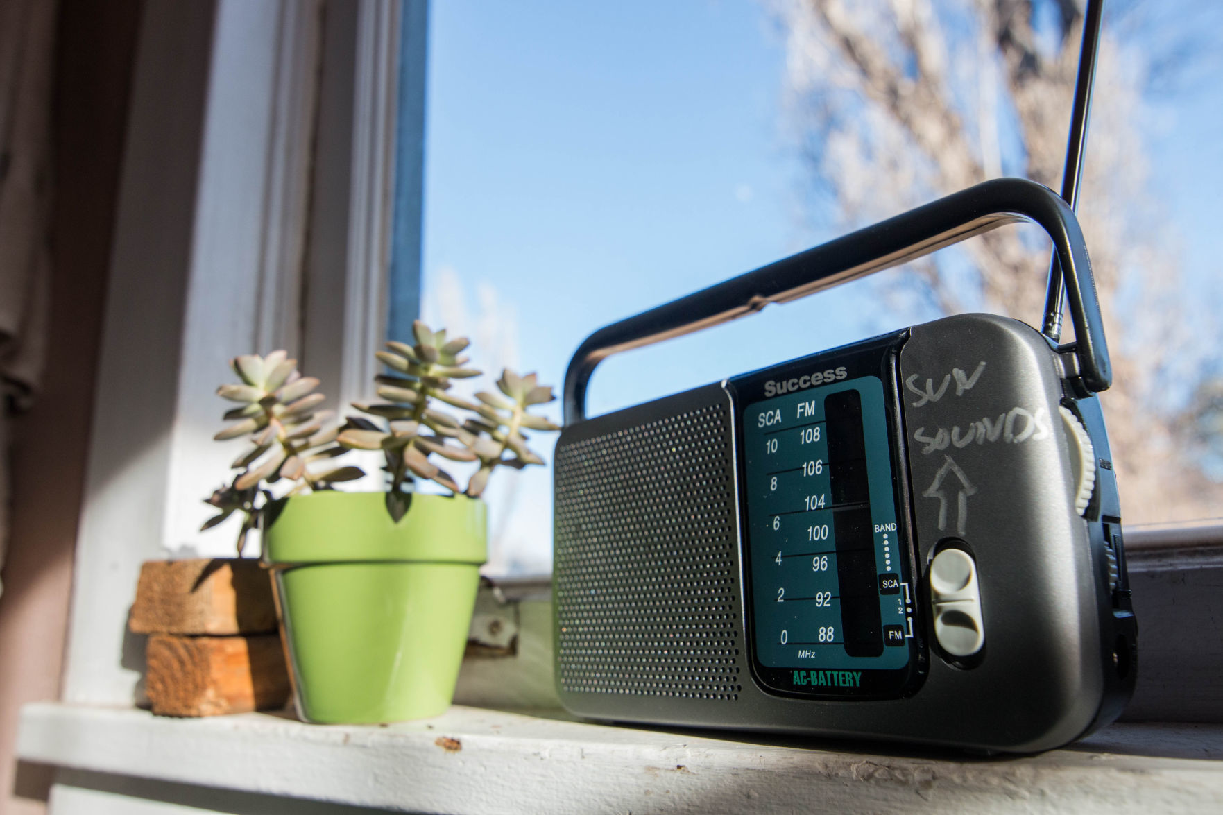 Sun Sounds - Radio